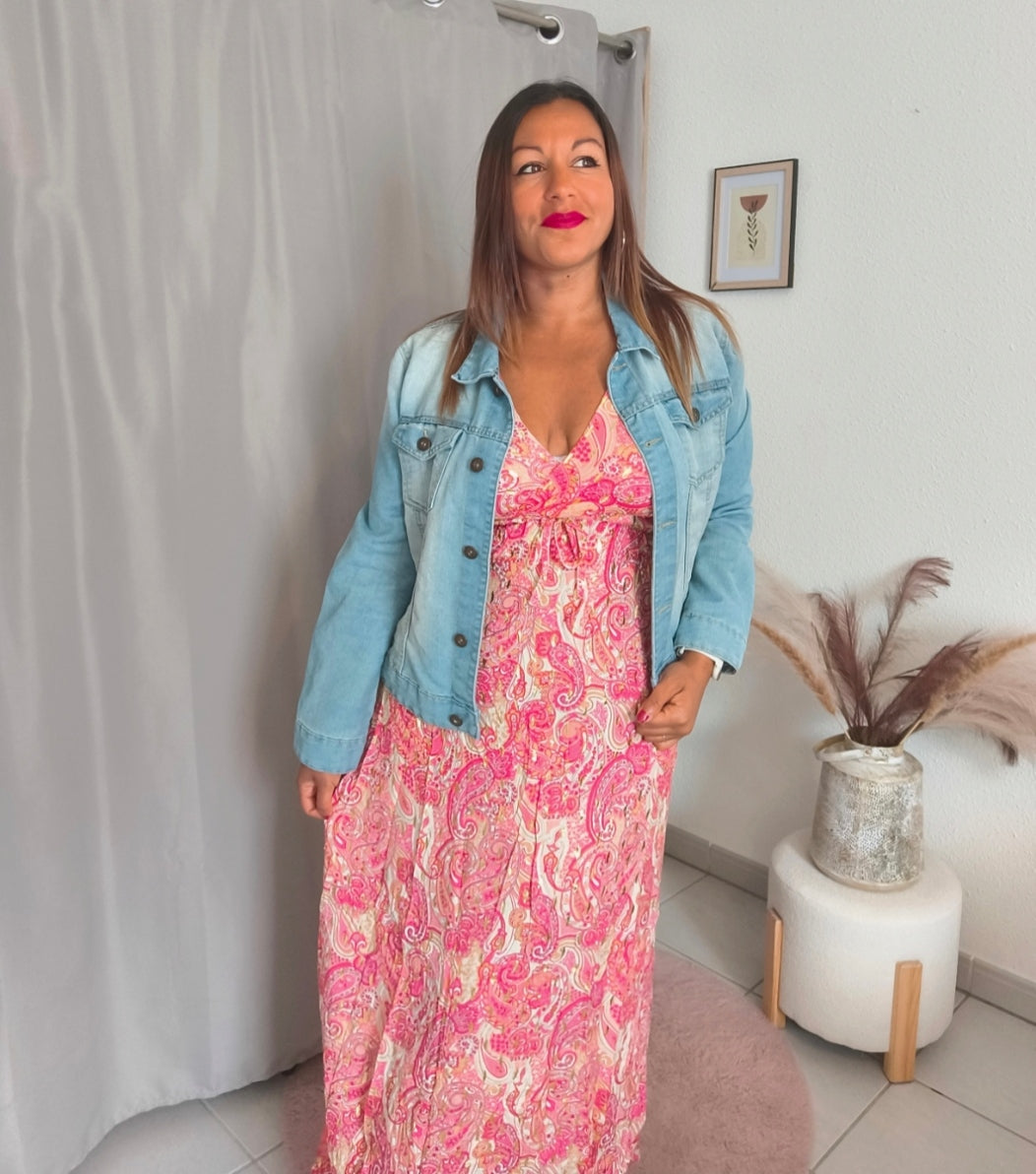 Robe longue aux pétales dorées